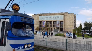 Przed Muzeum Narodowym w Krakowie <span class="eja-timestamp">01.10.2018 </span>