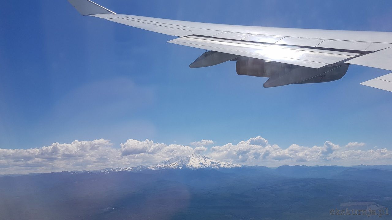  Mt Rainier widziana z rejsowego samolotu lądującego w Seattle <span class="eja-timestamp">17.06.2018 21:20</span>