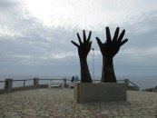 Monumento manos Cullera